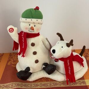 Hallmark 2004 “Jingle Pals” plush with sound and music and sound. With tag. Work